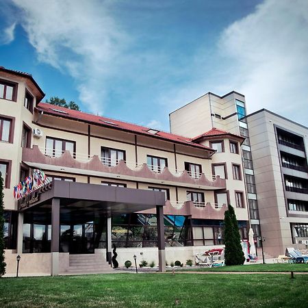 Hotel President Băile Felix エクステリア 写真